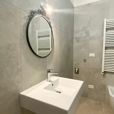 Via Galliera Apartment