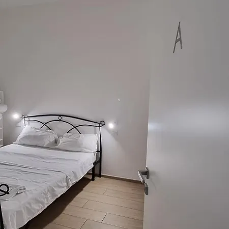 Apartment Via Galliera *